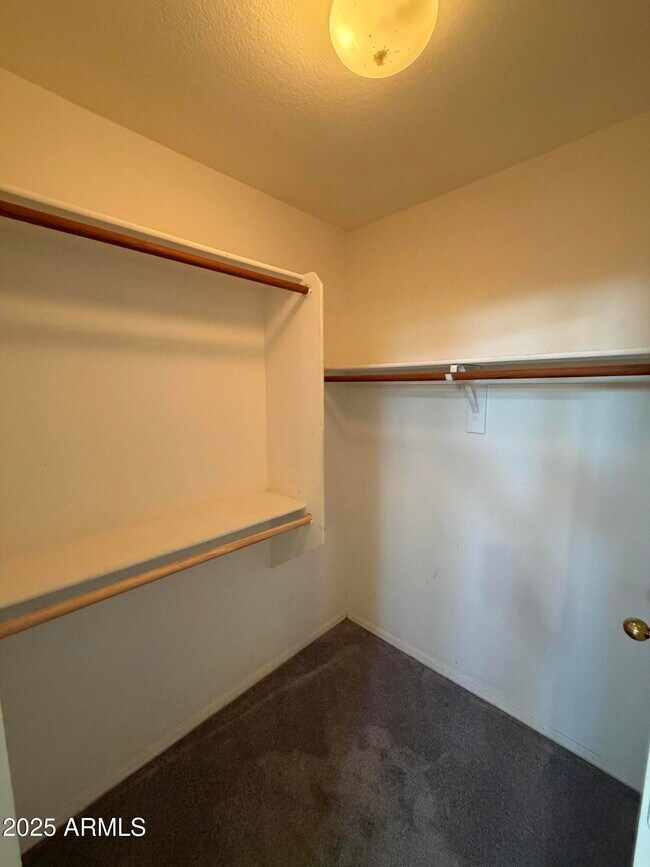 Building Photo - 1785 E Appaloosa Rd