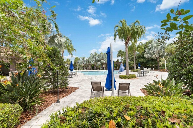 Building Photo - 1318 Royal St. George Blvd