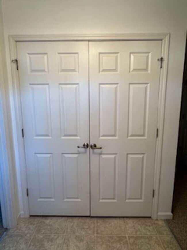 Building Photo - 73 Trimmer Trail