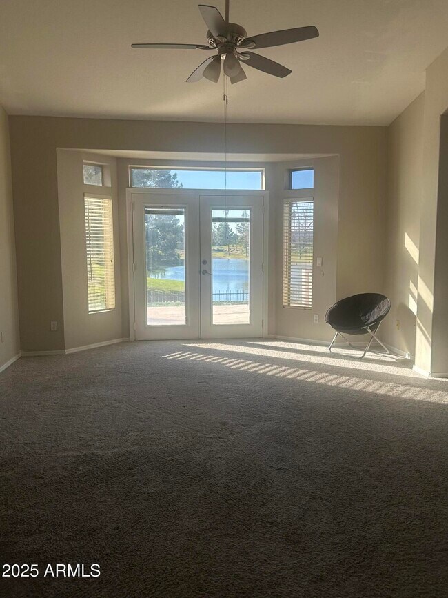 Building Photo - 1755 W Aspen Ave