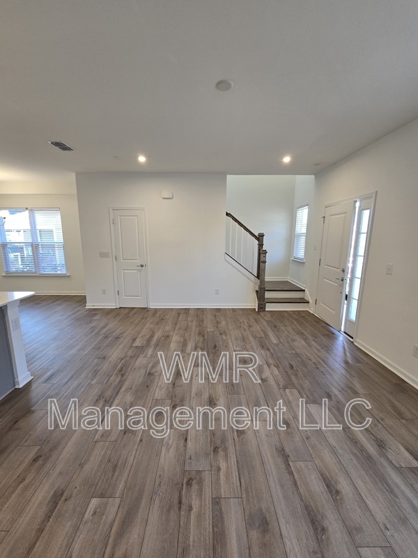 Building Photo - 1846 Teachers House Rd NW