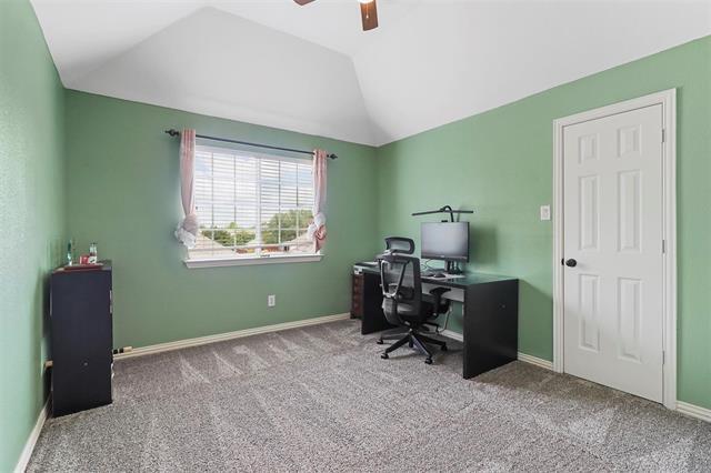 Building Photo - 4313 Oak Knoll Dr