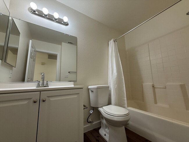 Building Photo - 4112 Galva Ct