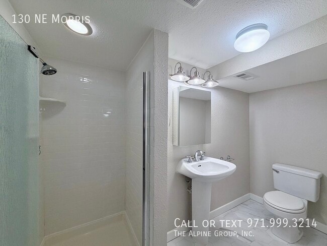 Building Photo - 130 NE Morris-