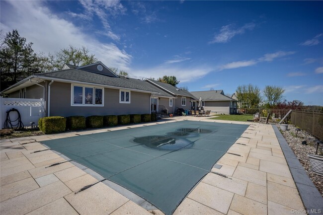 Building Photo - 19-21-21 Lamela Dr