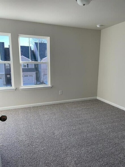 Building Photo - 78 Cedar Ln