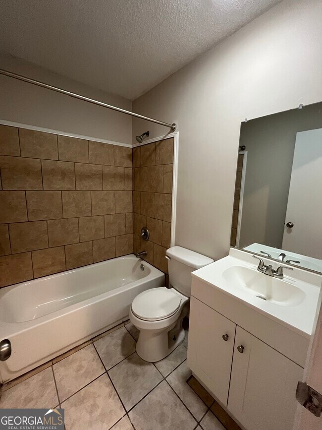 Building Photo - 117 Seaparc Cir