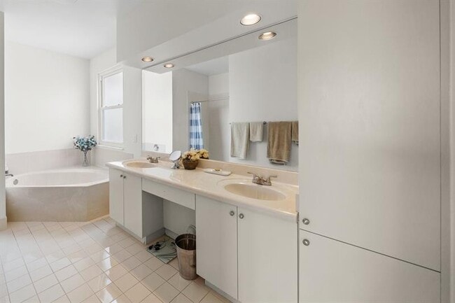 Building Photo - 19077 NW 23rd Ct