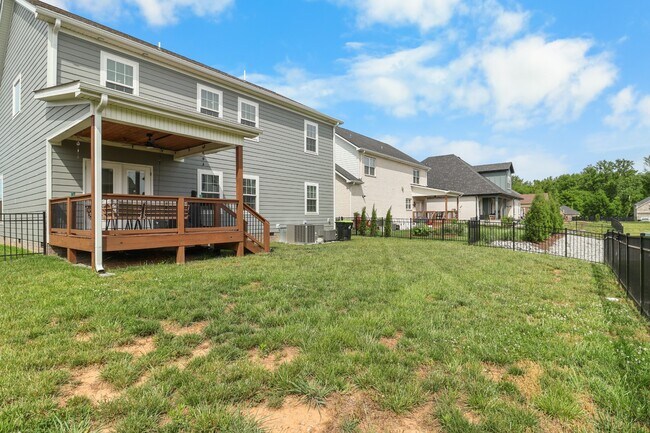 Building Photo - 276 Bluebell Dr