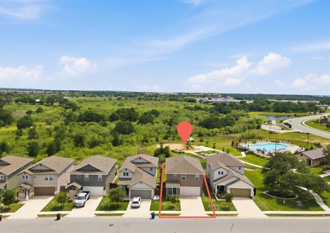 Building Photo - 514 Sun Grv Trl