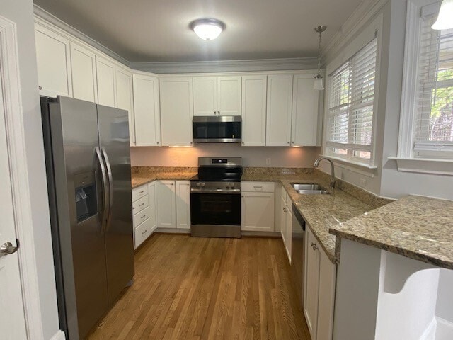 Building Photo - 2 Bedroom 3.5 Bath