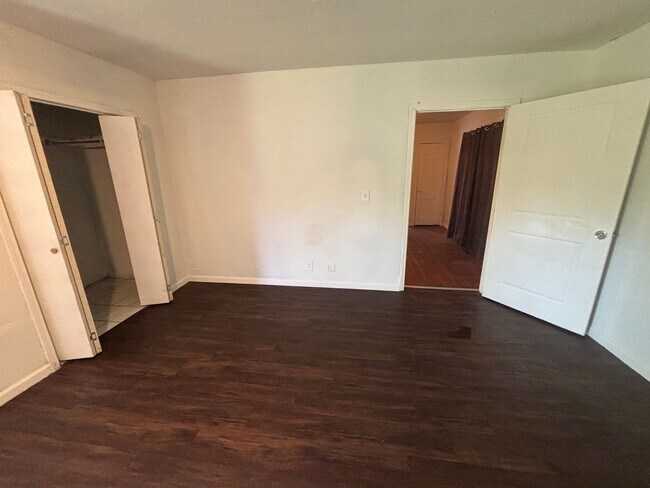 Building Photo - Tulsa Single Family Home for Rent 3 beds 2 bath