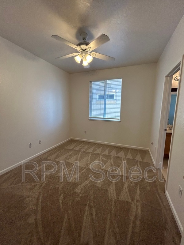 Building Photo - 5085 Lockie Ln