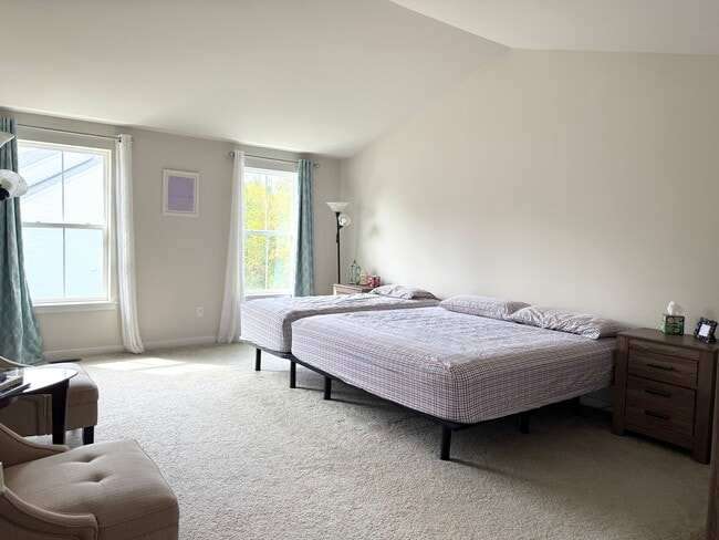 Building Photo - 115 Wynstone Ct