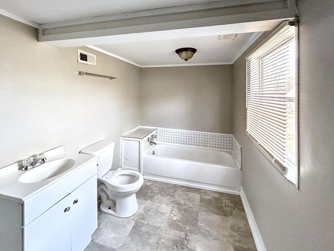 Building Photo - 1312 Wharton Ave