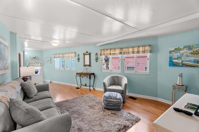 Building Photo - 1256 Nettles Blvd
