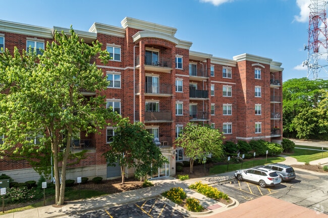 Building Photo - Timber Court