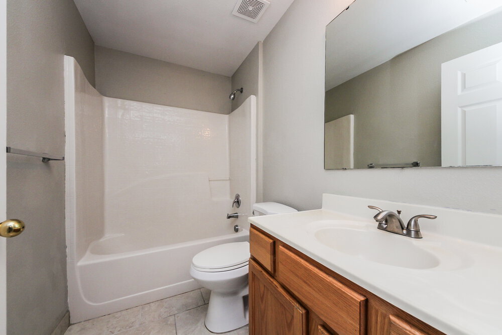 Building Photo - 5070 Silver Thistle Ln