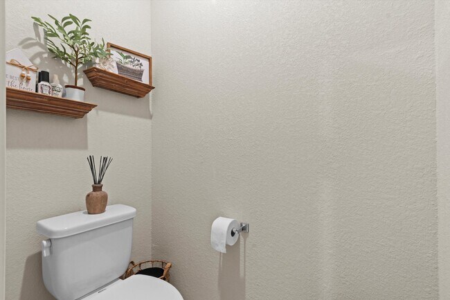 Building Photo - 109 Mountain Valley St