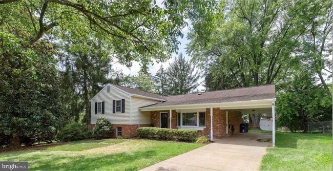 Building Photo - 1606 Mary Ellen Ct