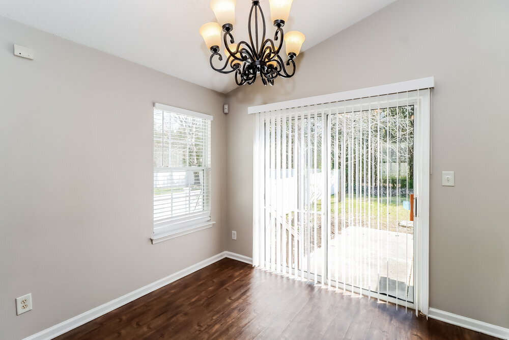 Building Photo - 15123 De Havilland Dr