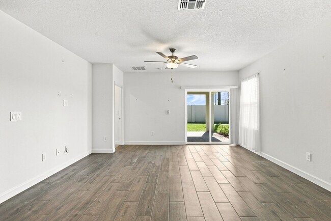 Building Photo - 6628 Homebound Wy