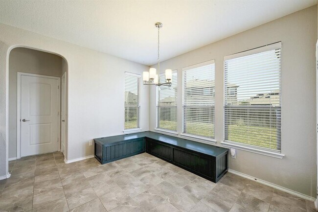 Building Photo - 7904 Gato Ln