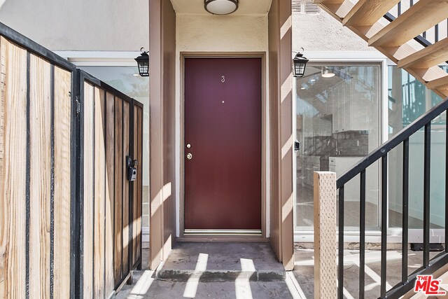 Building Photo - 1007 Ocean Park Blvd