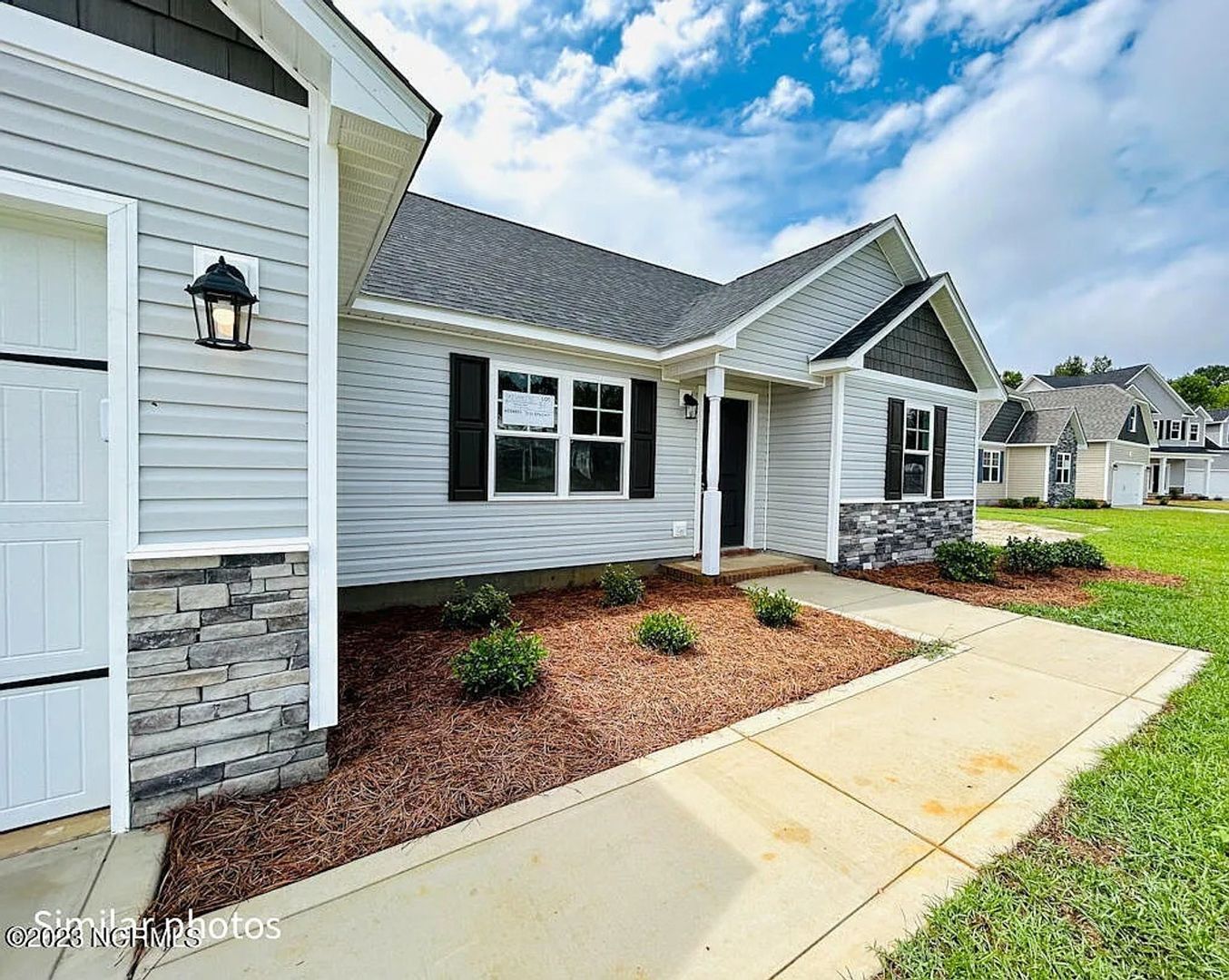 Building Photo - 707 Alpha Ct