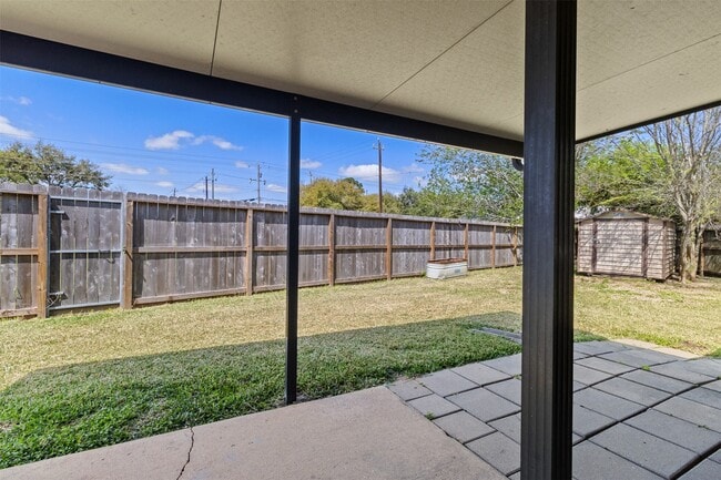 Building Photo - 3904 Ivywood Dr