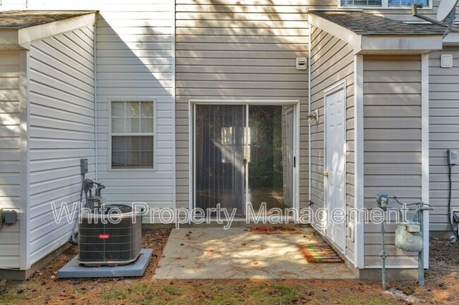 Building Photo - 12311 Bluestem Ln