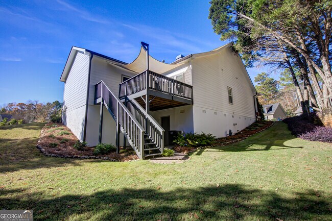 Building Photo - 112 Cottage Grove