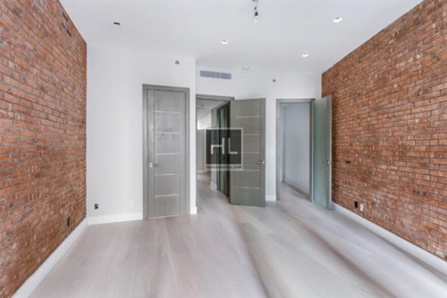 Building Photo - BOWERY