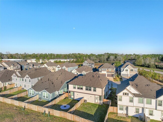 Building Photo - 632 Silver Pear Ct
