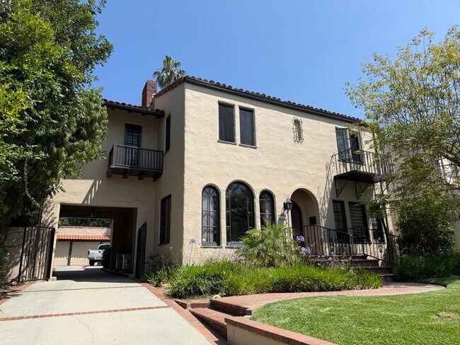 Primary Photo - 2935 Monterey Rd