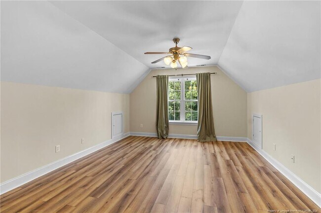 Building Photo - 5802 Rainsford Dr
