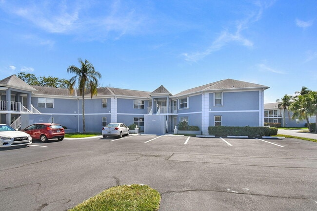 Building Photo - 3254 SE Aster Ln