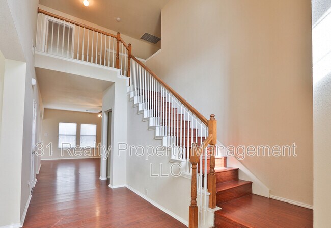 Building Photo - 3108 Kennedy Dr