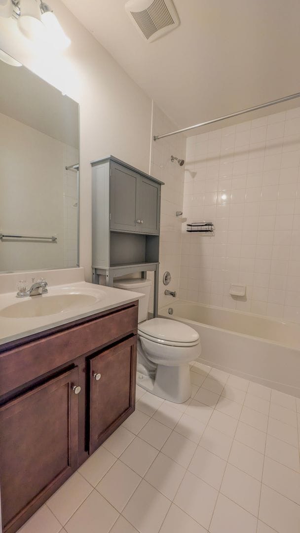 Building Photo - 1006 Windlass Glen Rd