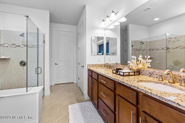 Building Photo - 280 Winding Path Dr