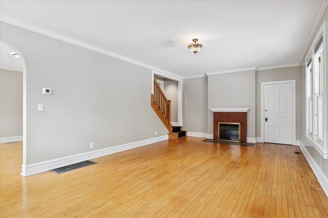 Building Photo - 3760 Gilgare Ln