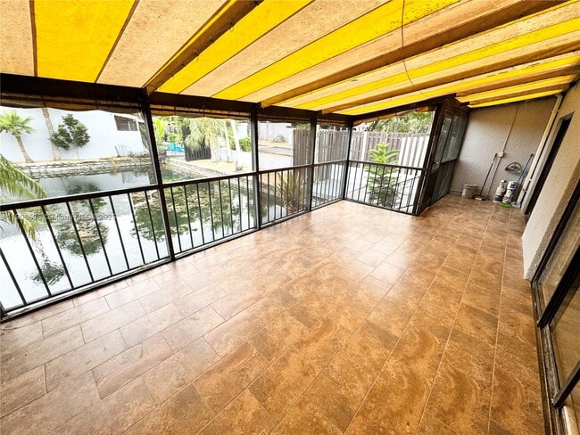 Building Photo - 16401 Bridge End Rd