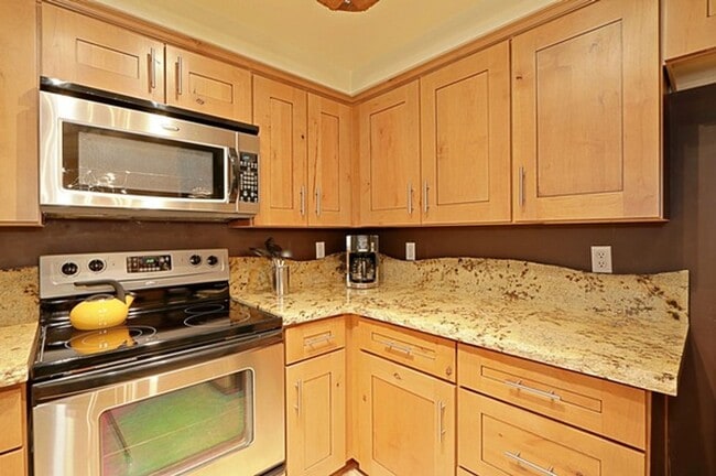 Building Photo - Furnished North Scottsdale Condo off the 101 loop!!
