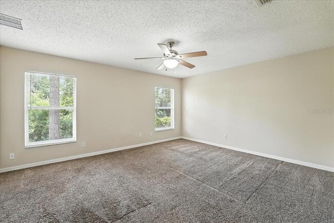 Building Photo - 961 Hanford Dr