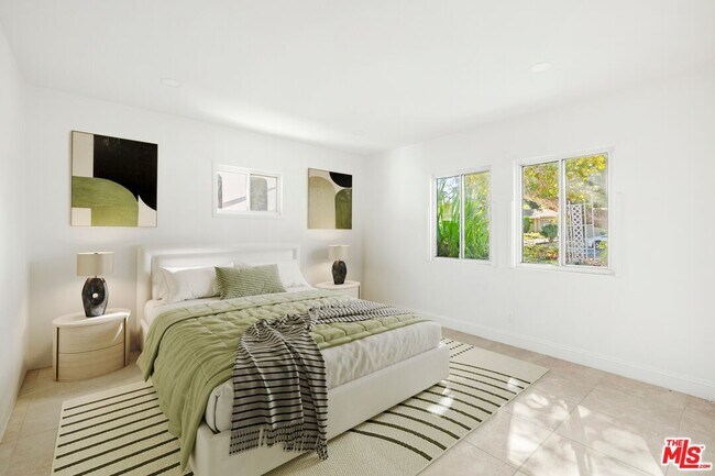 Building Photo - 22717 Miranda St