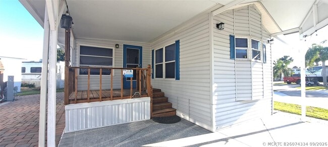Building Photo - 5362 SE 65th Ave