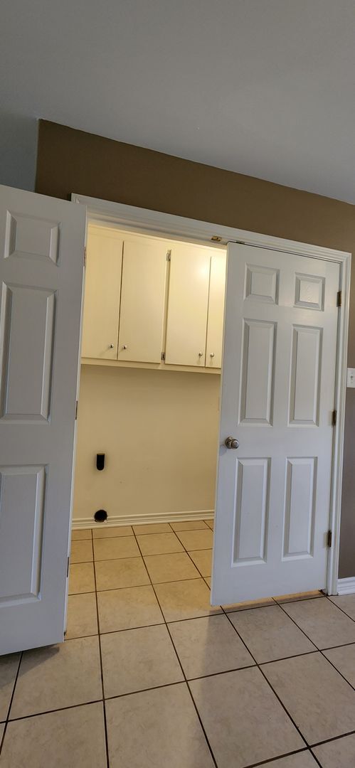 Building Photo - 2262 FM2864