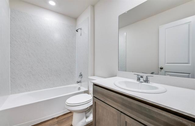 Building Photo - 4112 Limestone Blf Dr