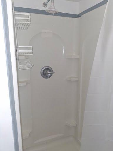 Building Photo - 9723 Tom St