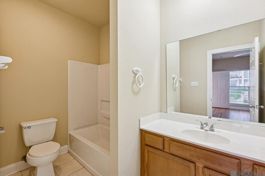 Building Photo - 1741 Brightside Dr